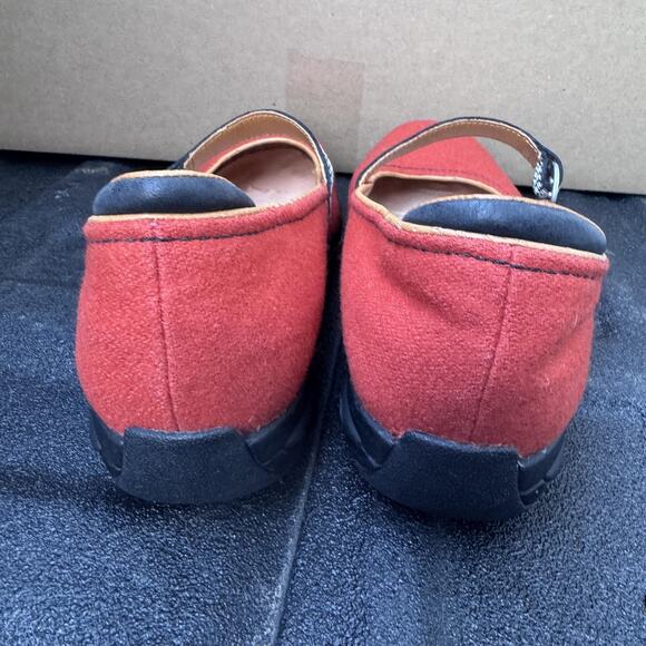 Meditation Mary Jane Shoes Womens Size 8.5 Red Strap Comfort Flats 0907CS09 - Picture 9 of 12